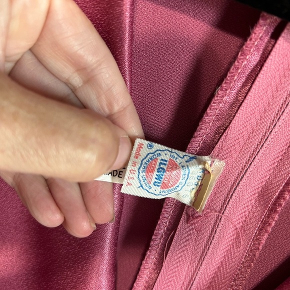 Vintage ILGWU Union Made Pink Long Sleeves Maxi Dress With Belt  Made In USA - Picture 2 of 15